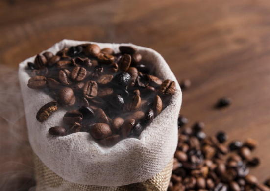 Colombian Dark Roast Coffee Beans: What Defines Quality and How to Evaluate Them